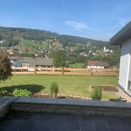 Feriendomizil Koengisheide Blick Feriehus Warmensteinach